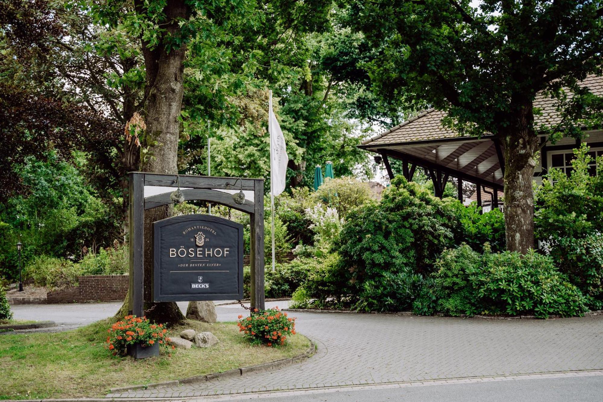 Romantik Hotel Boesehof Bad Bederkesa Exterior foto